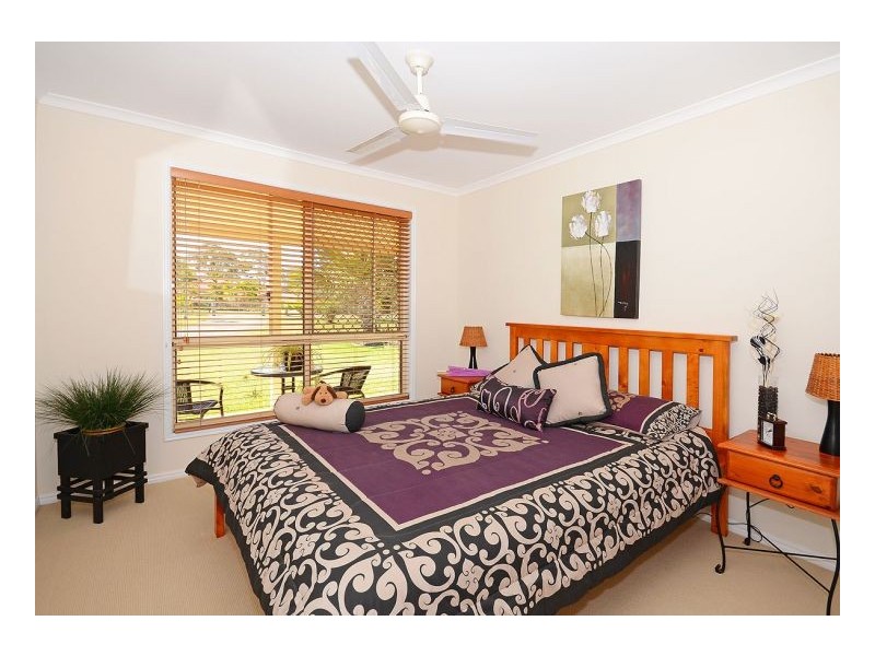 104 Seaview Drive, Booral QLD 4655
