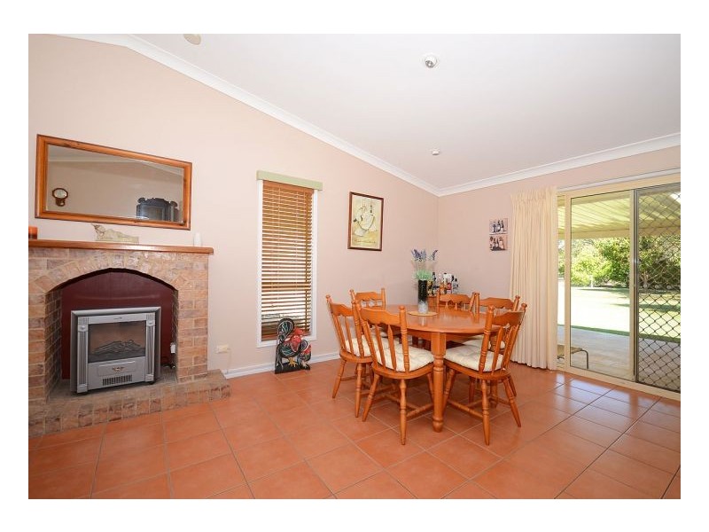 104 Seaview Drive, Booral QLD 4655