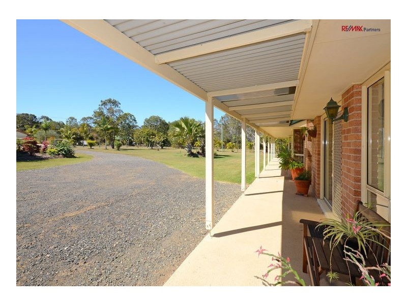 104 Seaview Drive, Booral QLD 4655