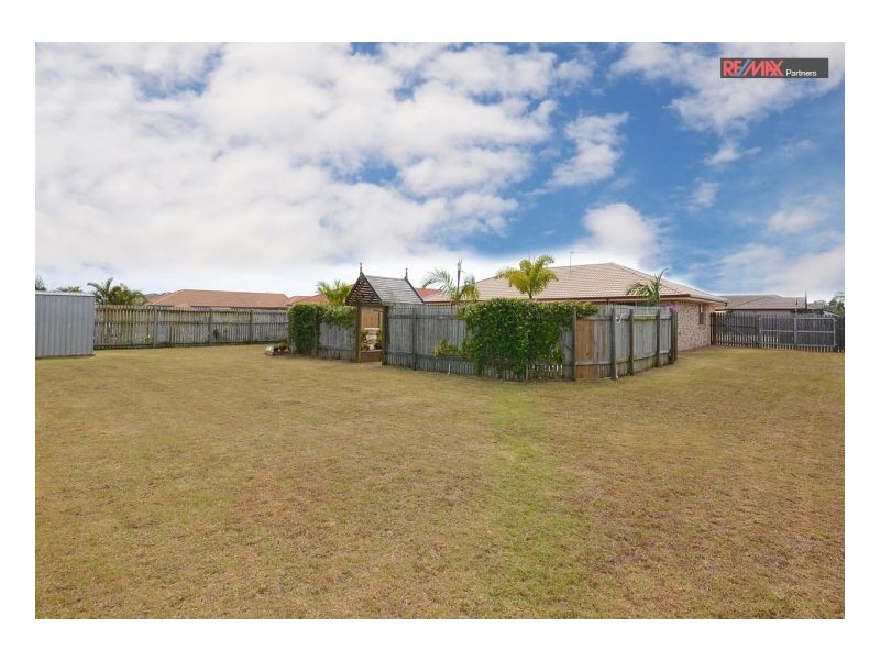 15 Endeavour Way, Eli Waters QLD 4655
