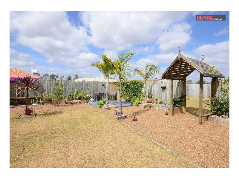 15 Endeavour Way, Eli Waters QLD 4655