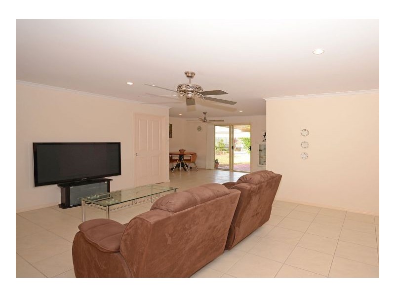 15 Endeavour Way, Eli Waters QLD 4655