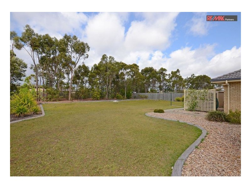 17 Pinehurst Drive, Wondunna QLD 4655
