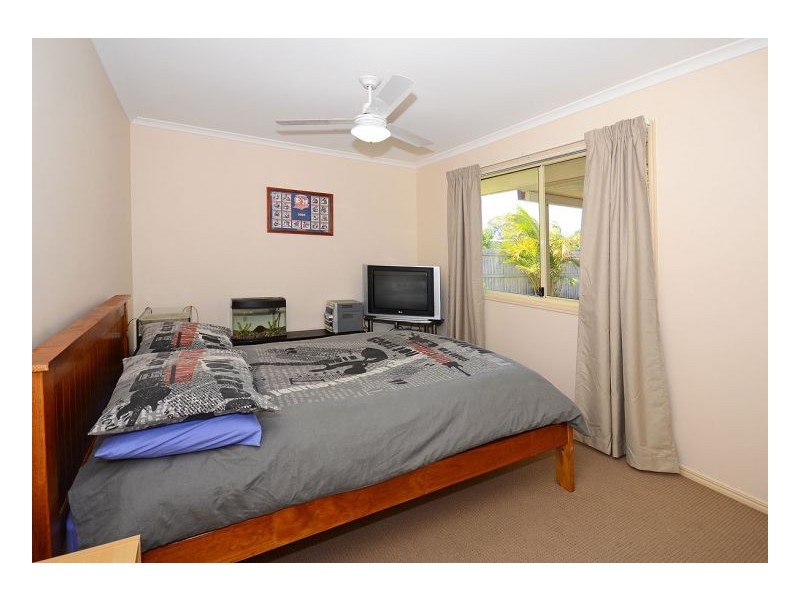 18 Endeavour Way, Eli Waters QLD 4655