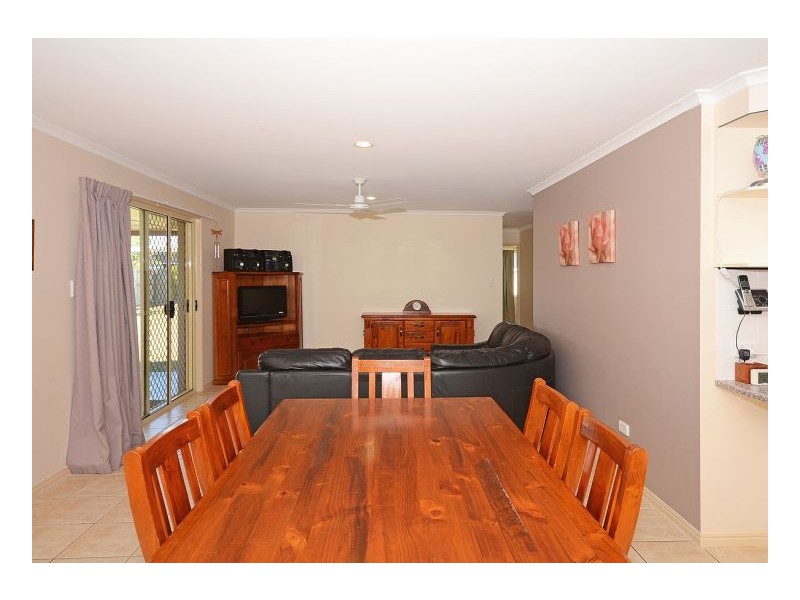 18 Endeavour Way, Eli Waters QLD 4655