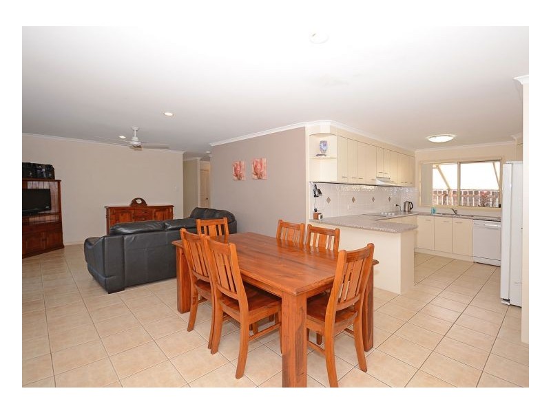 18 Endeavour Way, Eli Waters QLD 4655