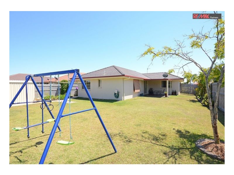 18 Endeavour Way, Eli Waters QLD 4655
