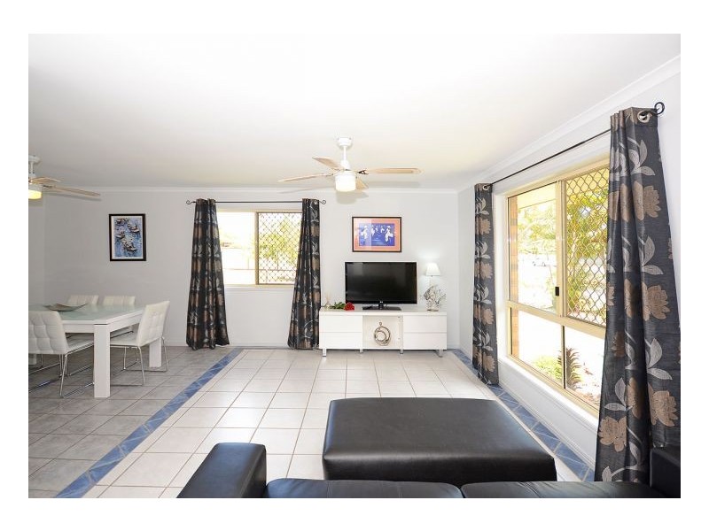 139 Exeter St, Torquay QLD 4655