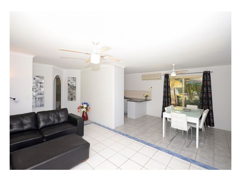 139 Exeter St, Torquay QLD 4655