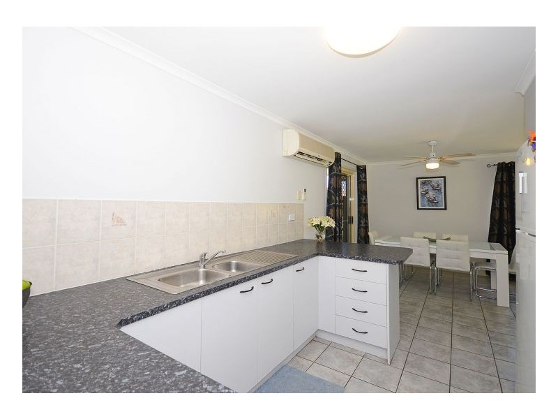 139 Exeter St, Torquay QLD 4655