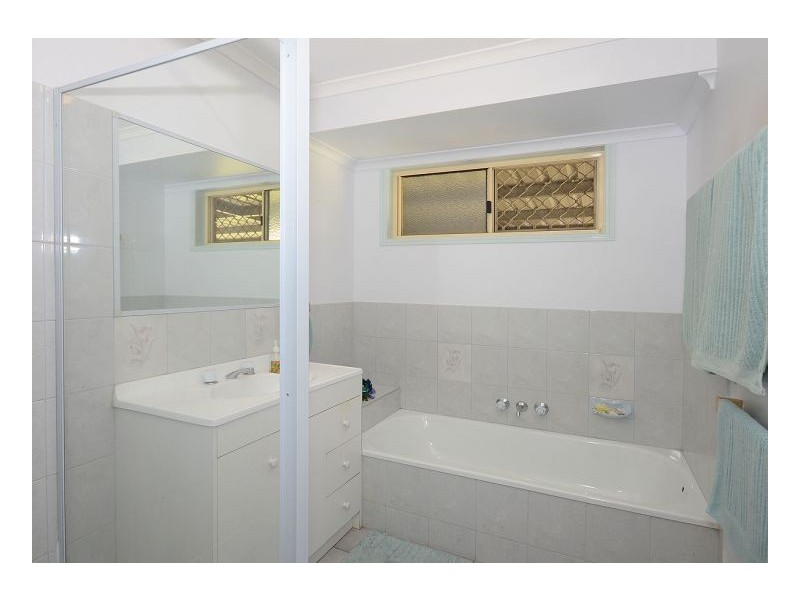 139 Exeter St, Torquay QLD 4655