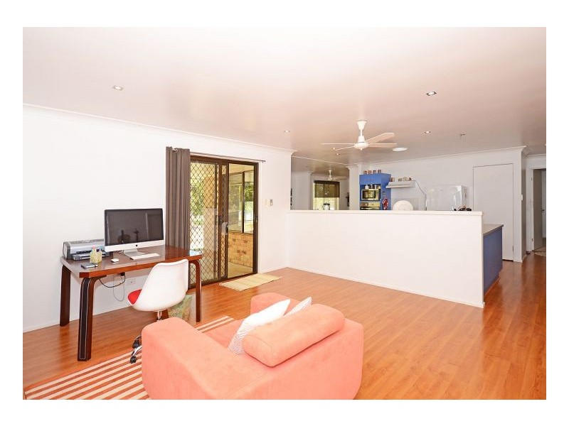 239 Torquay Terrace, Torquay QLD 4655