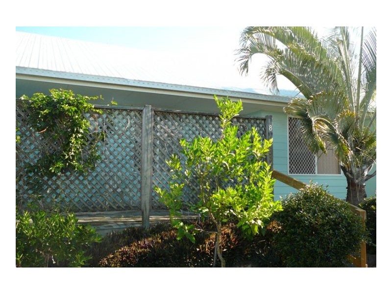 8/274 Main Street, Kawungan QLD 4655