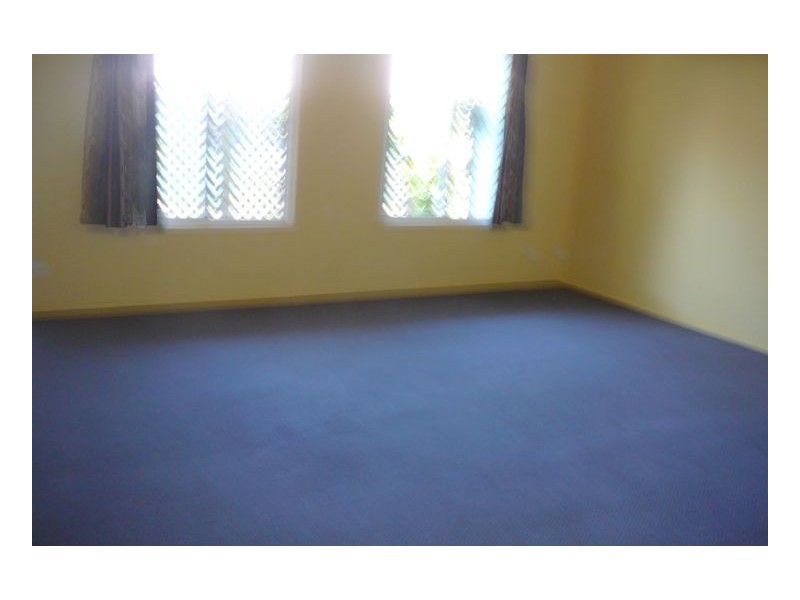 8/274 Main Street, Kawungan QLD 4655