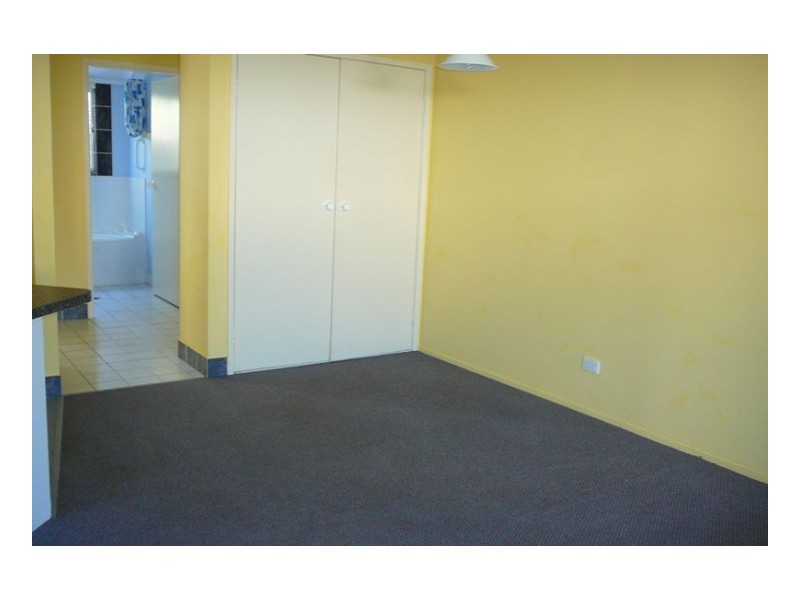 8/274 Main Street, Kawungan QLD 4655