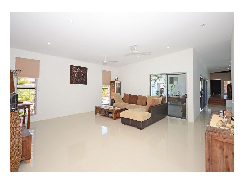 3 Cunningham Street, Torquay QLD 4655