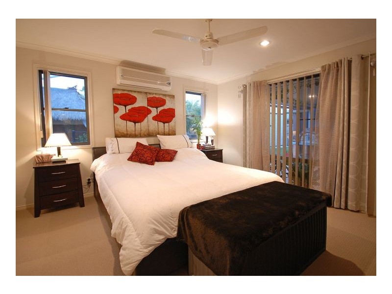 60 Pembridge Circuit, Urraween QLD 4655