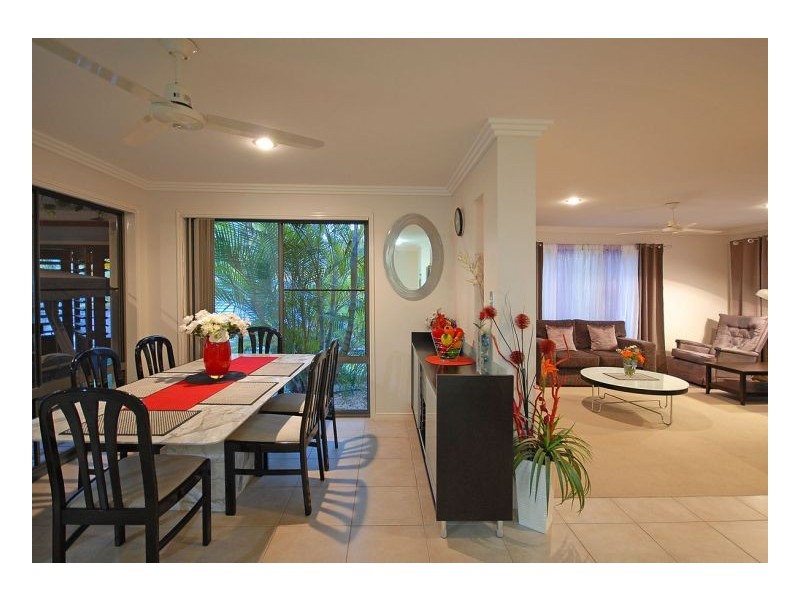 60 Pembridge Circuit, Urraween QLD 4655