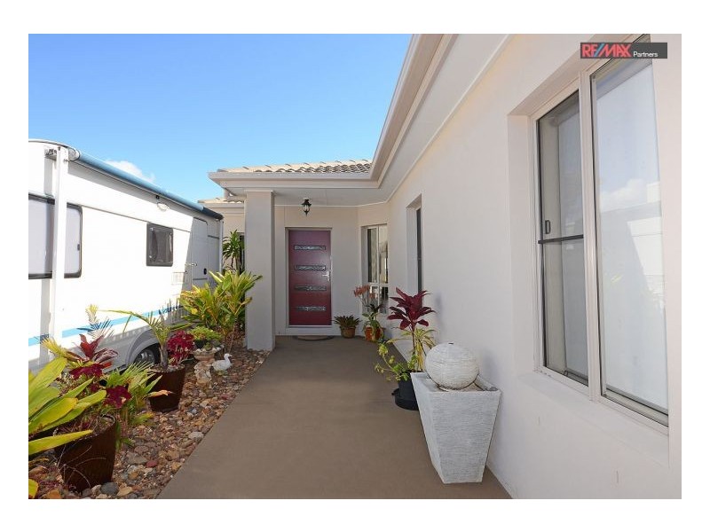 7 Lady Nelson Drive, Eli Waters QLD 4655