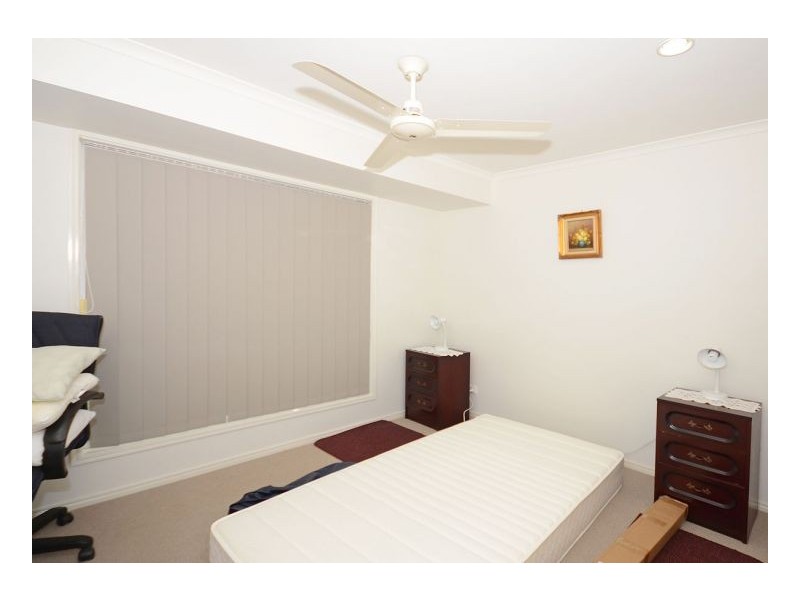 4 Mcintyre Court, Urraween QLD 4655