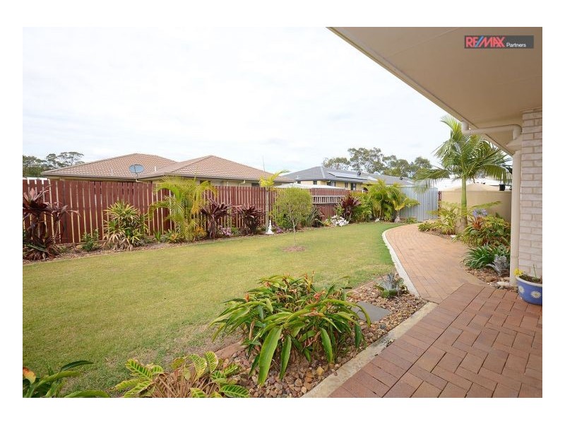 4 Mcintyre Court, Urraween QLD 4655