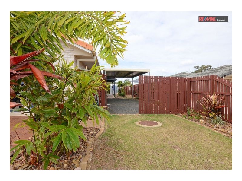 4 Mcintyre Court, Urraween QLD 4655