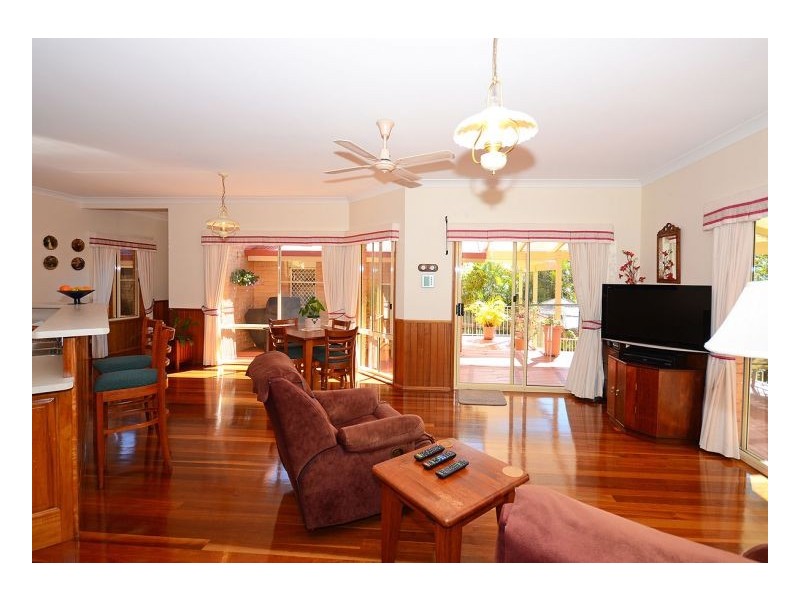 5 Lygon Court, Urraween QLD 4655