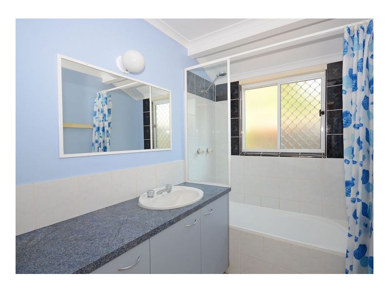 8/274 Main Street, Kawungan QLD 4655