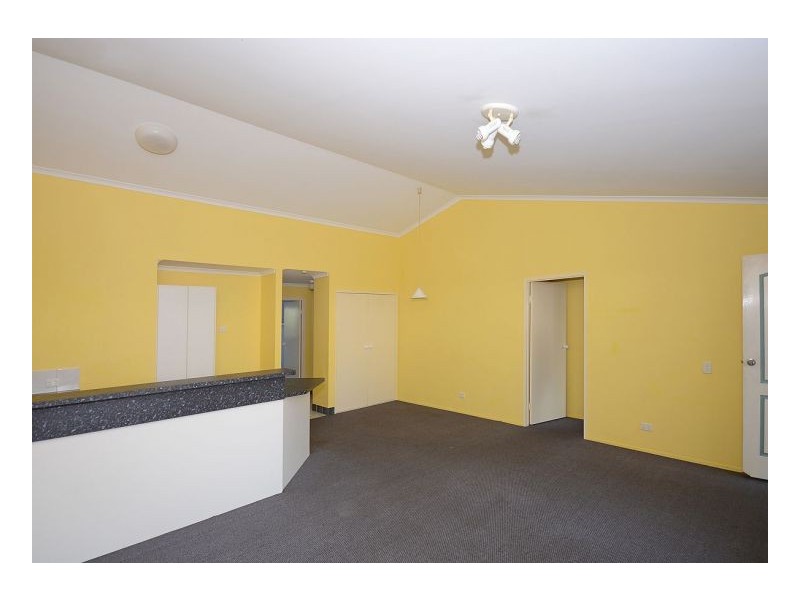 8/274 Main Street, Kawungan QLD 4655