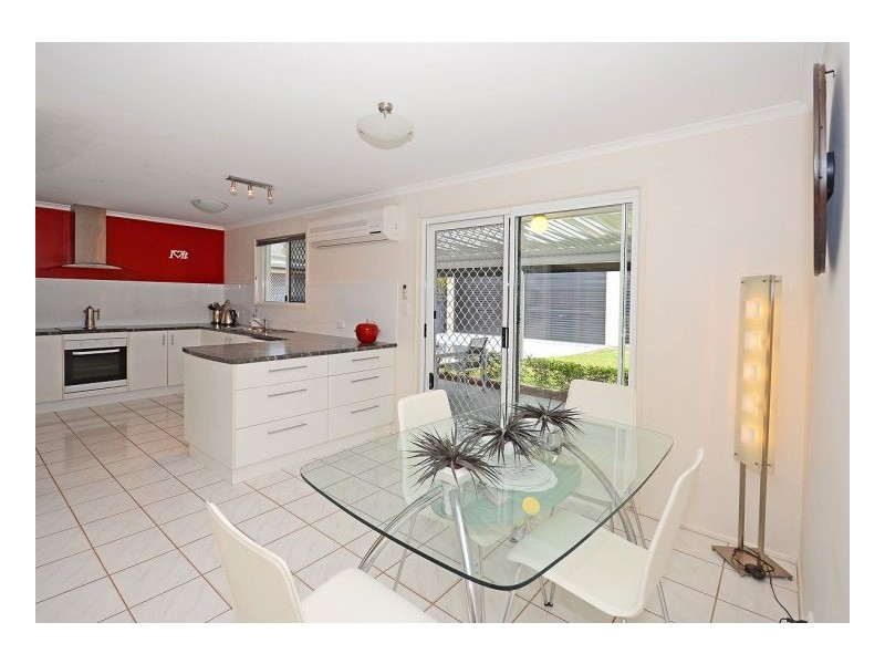 7 Lido Parade, Urangan QLD 4655