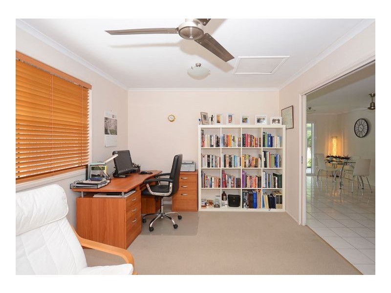 7 Lido Parade, Urangan QLD 4655