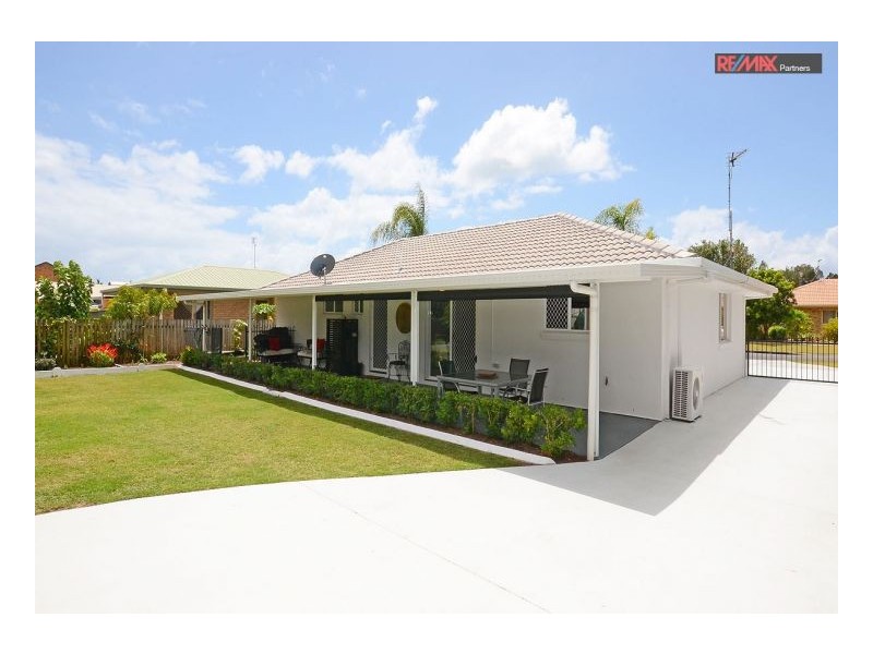 7 Lido Parade, Urangan QLD 4655