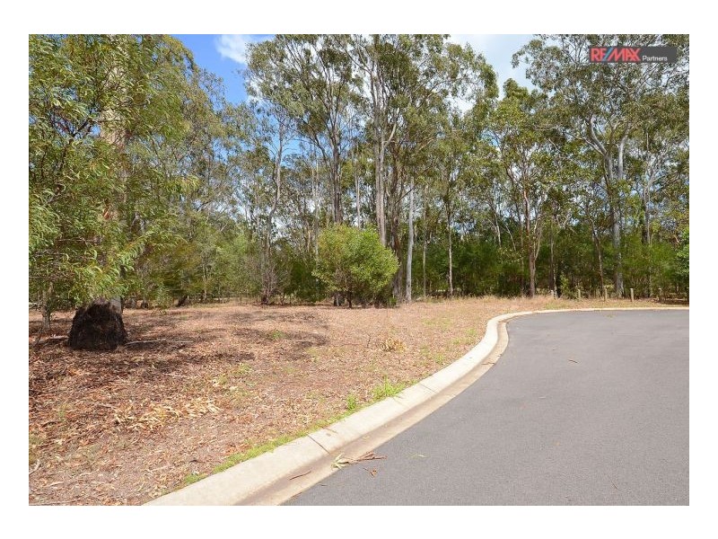 6 Cumberland Court, Point Vernon QLD 4655