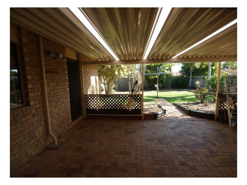 16 Keys Avenue, Torquay QLD 4655