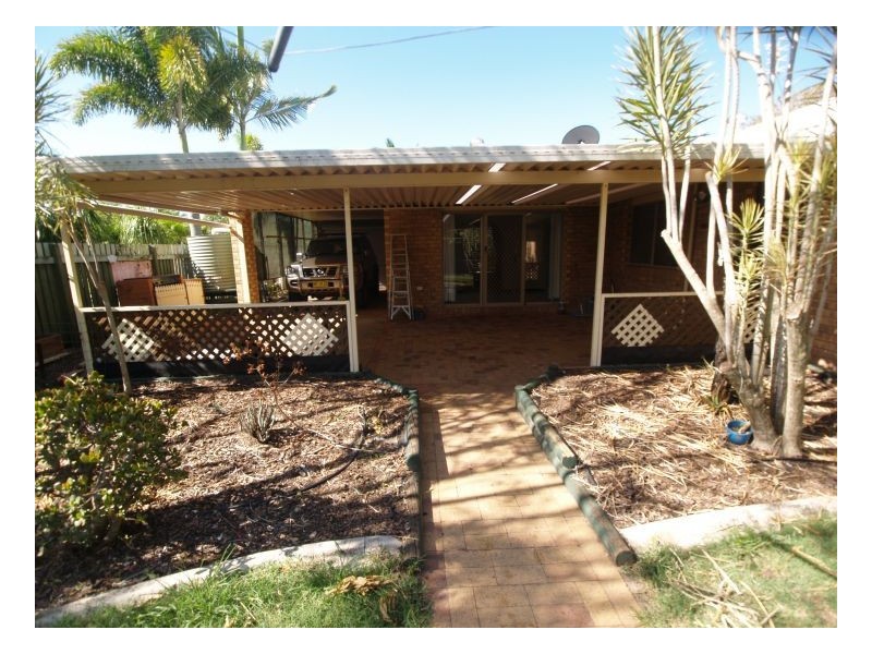 16 Keys Avenue, Torquay QLD 4655
