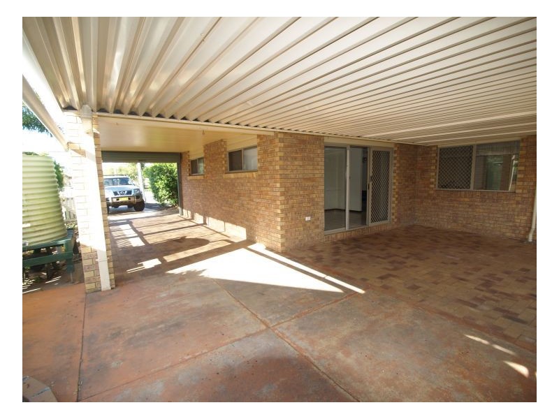 16 Keys Avenue, Torquay QLD 4655