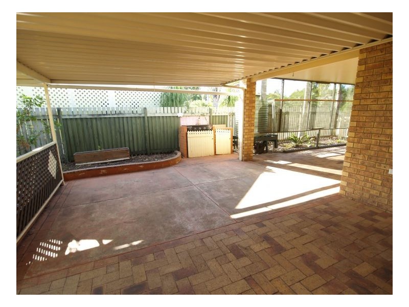 16 Keys Avenue, Torquay QLD 4655