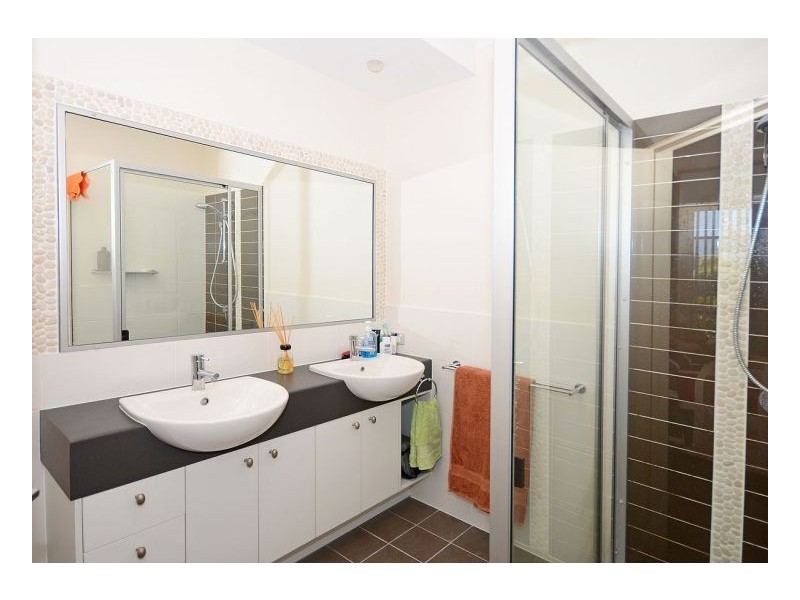 6/230 Pulgul Street, Urangan QLD 4655