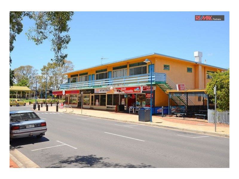 577 Charlton Esplanade, Urangan QLD 4655