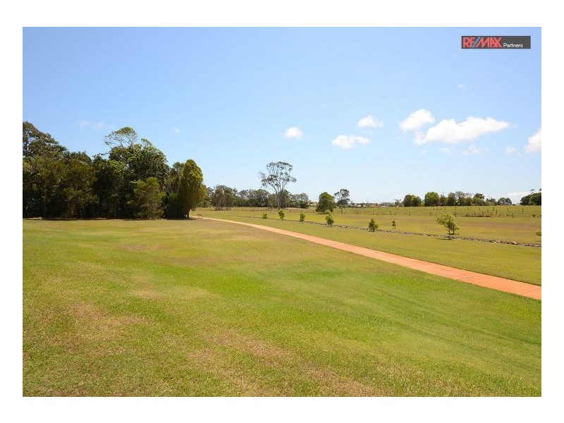 13 Rochester Court, Urraween QLD 4655