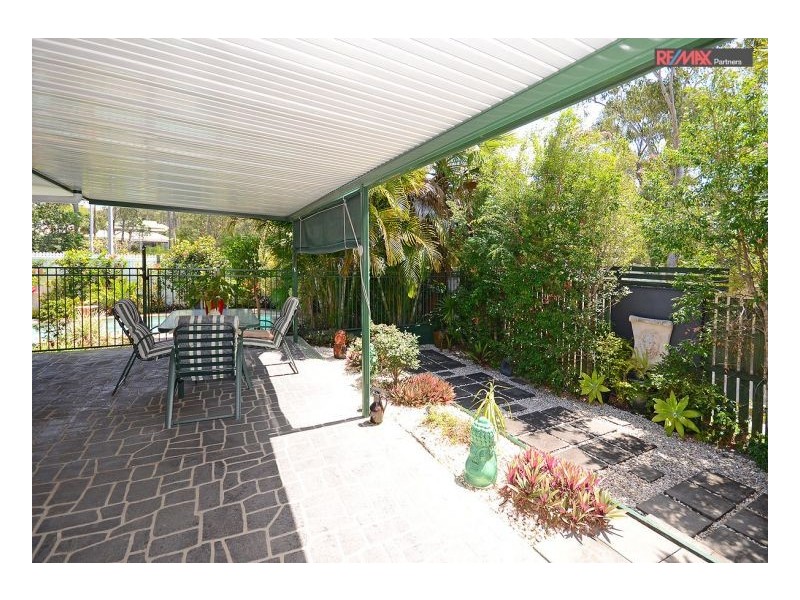 2 Macbel Court, Torquay QLD 4655