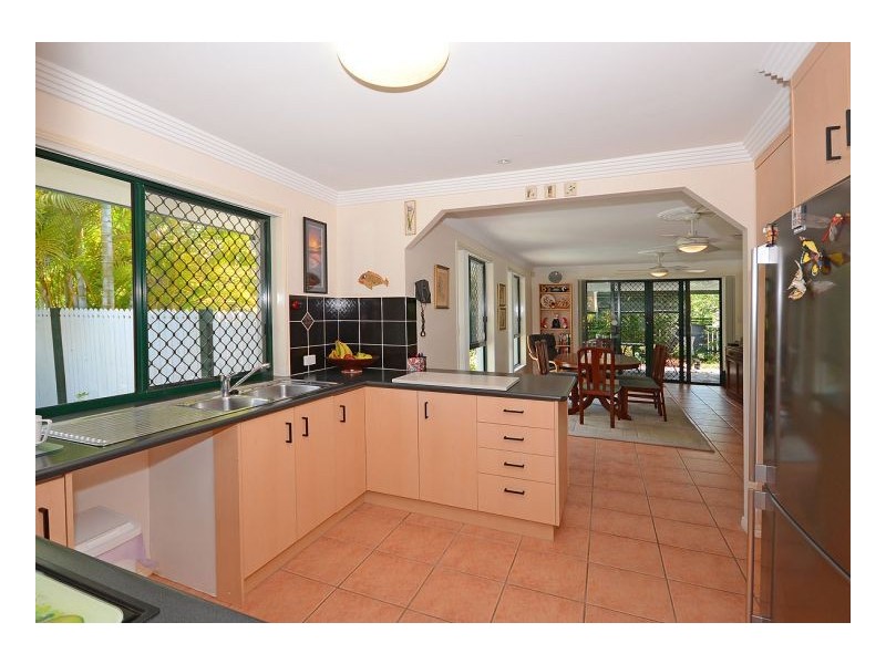 2 Macbel Court, Torquay QLD 4655