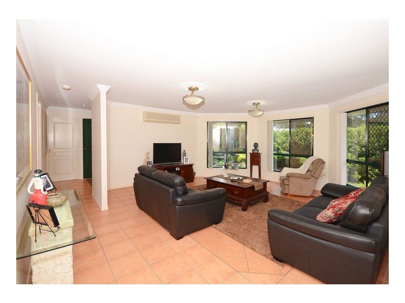 2 Macbel Court, Torquay QLD 4655