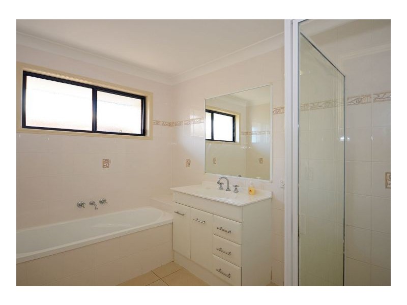 25 Lady Nelson Drive, Eli Waters QLD 4655