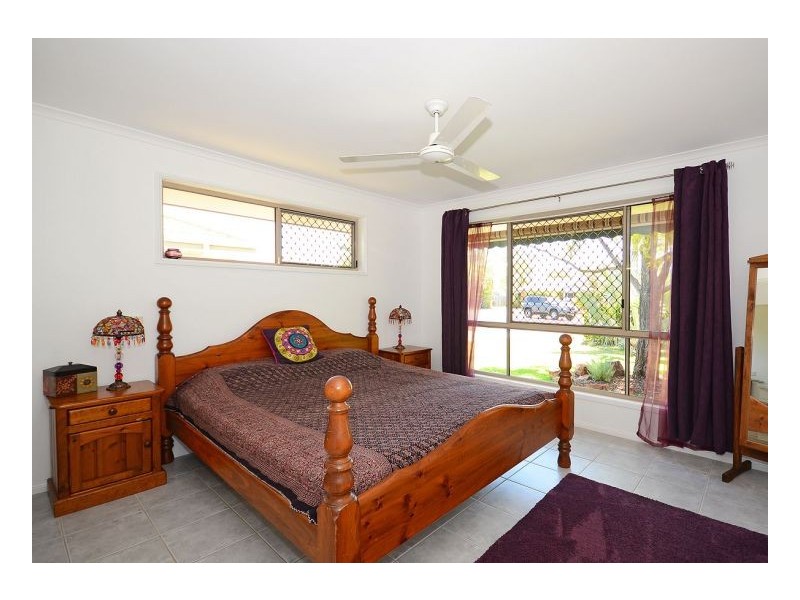 6 Rialto Court, Torquay QLD 4655