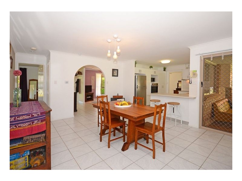 6 Rialto Court, Torquay QLD 4655