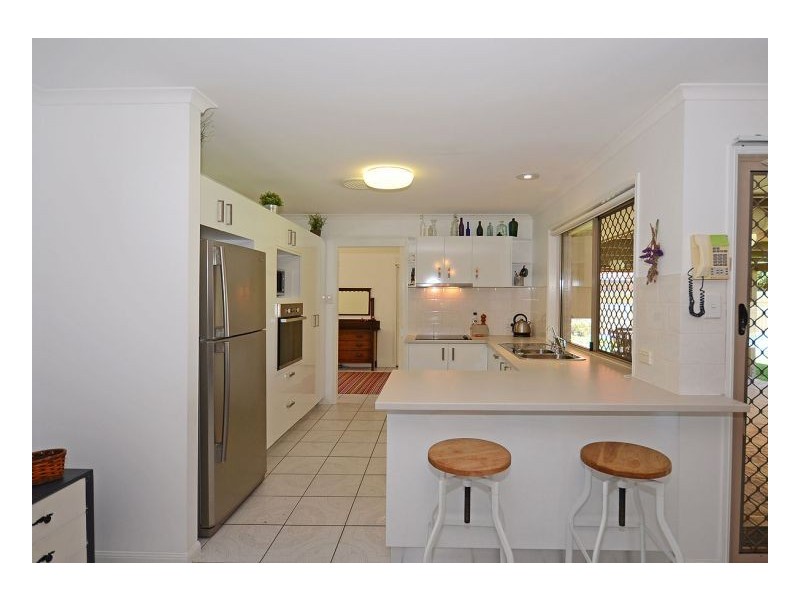 6 Rialto Court, Torquay QLD 4655