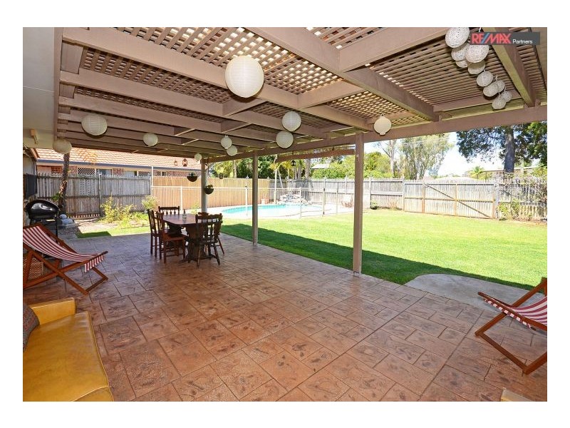 6 Rialto Court, Torquay QLD 4655