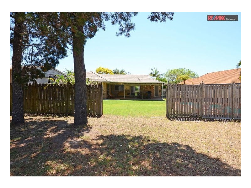 6 Rialto Court, Torquay QLD 4655