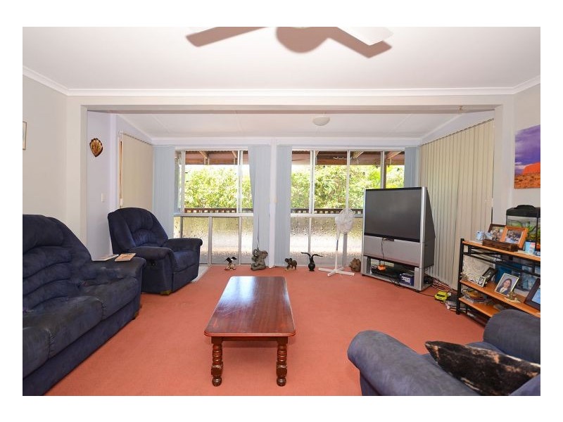 32 Banksia Street, Point Vernon QLD 4655